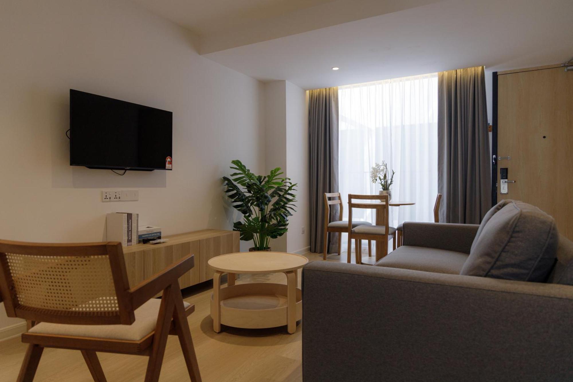 Hotel The Journey 3*